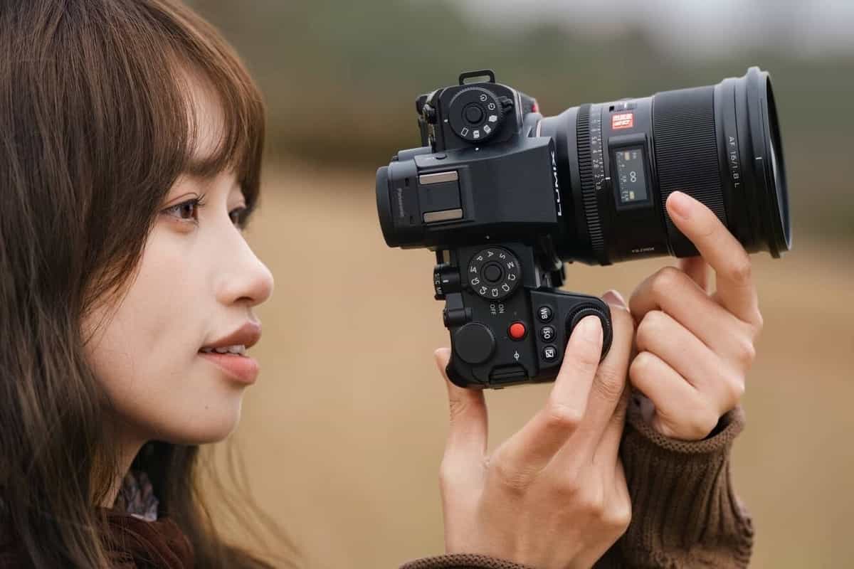 Ra mắt Viltrox AF 16mm F1.8 L với thiết kế nổi bật