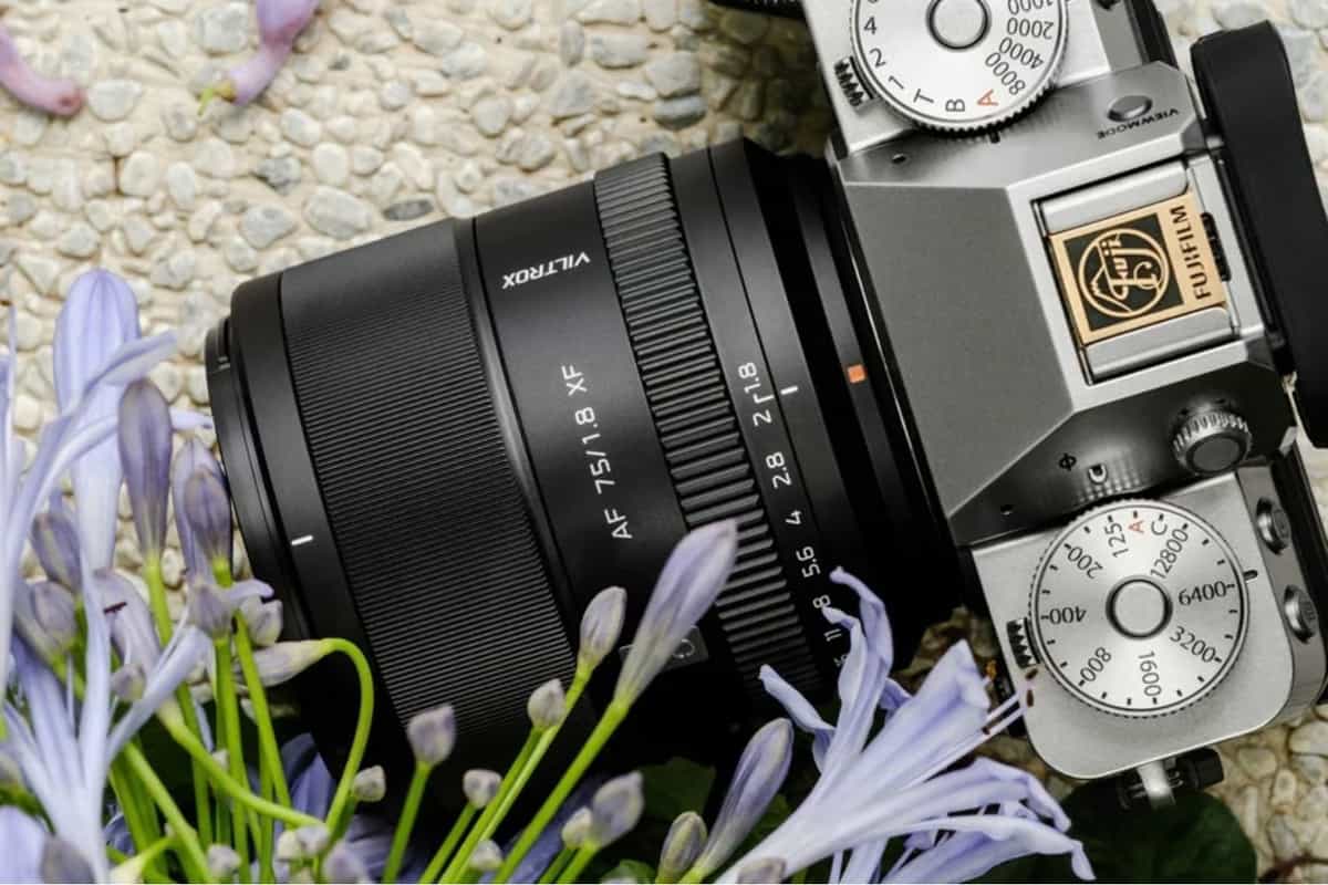 Hai ống kính đều được trang bị gioăng cao su