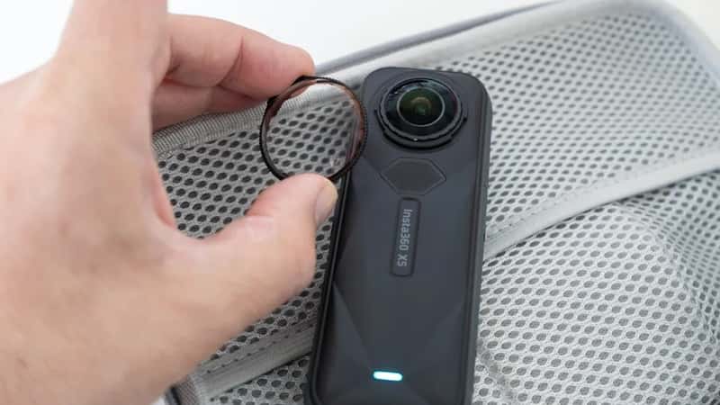 Insta360 X5 sở hữu ống kính có thể thay thế