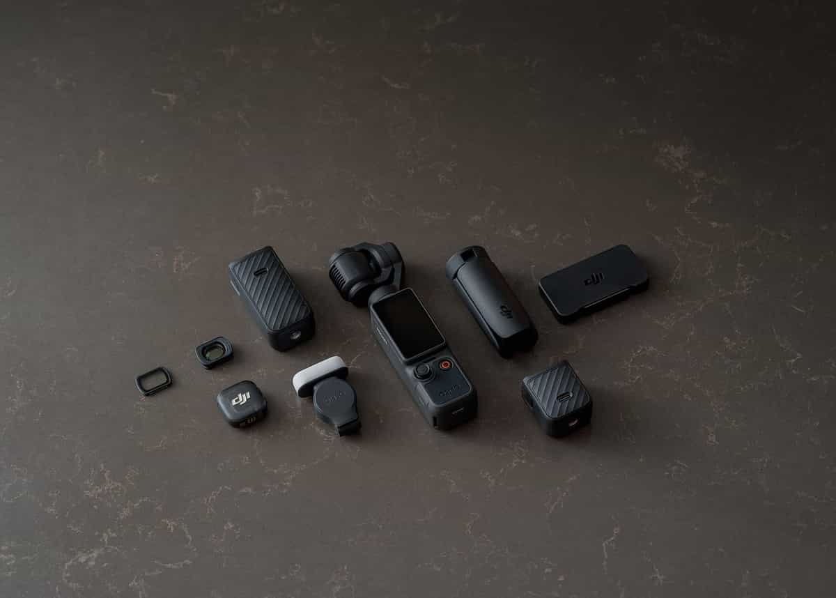 So sánh DJI Pocket 4 vs DJI Pocket 3 về bộ phụ kiện