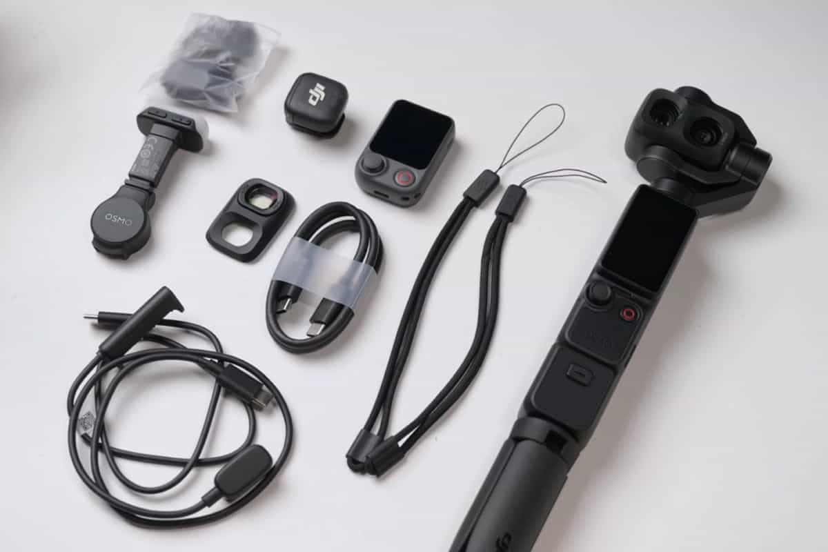 Pocket 4P Vlog Combo có giá 20 triệu, đi kèm khá nhiều phụ kiện