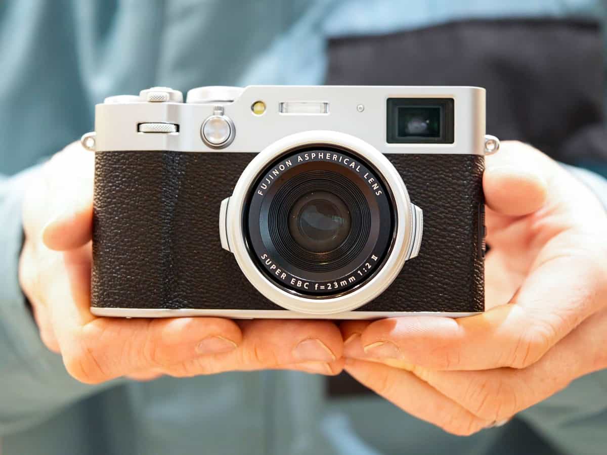 Fujifilm GFX100RF và X100VI: Tuổi thọ pin