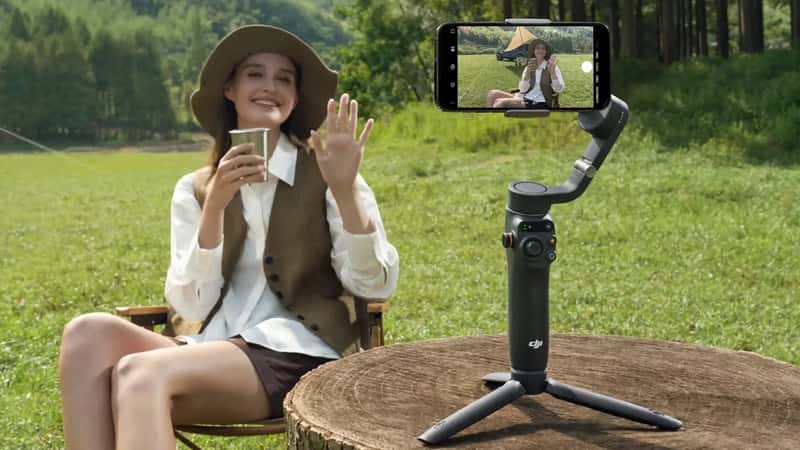 Insta360 Flow Và DJI Osmo Mobile 6 đều sử dụng chống rung 3 trục