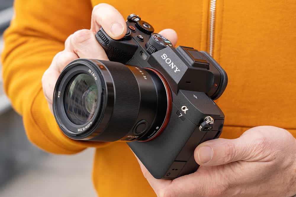 Lưu trữ của Z6 III và A7 IV