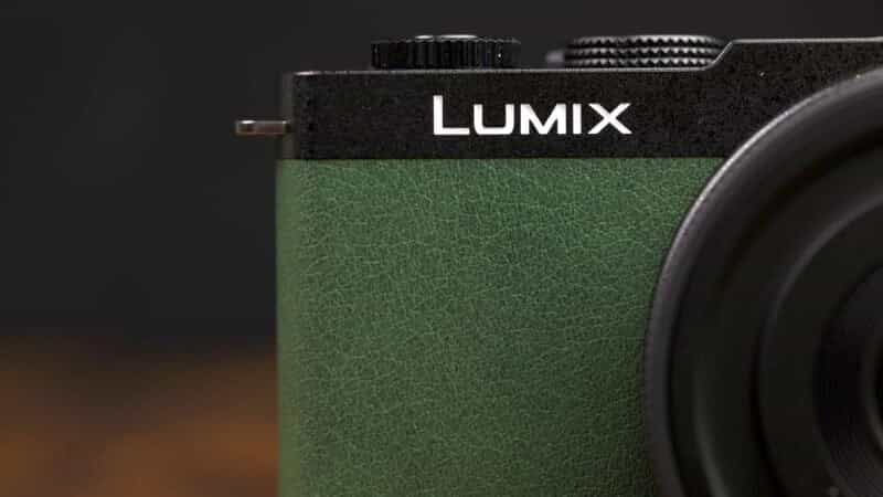 So sánh Sony ZV-E10 II vs Panasonic Lumix S9: Giá