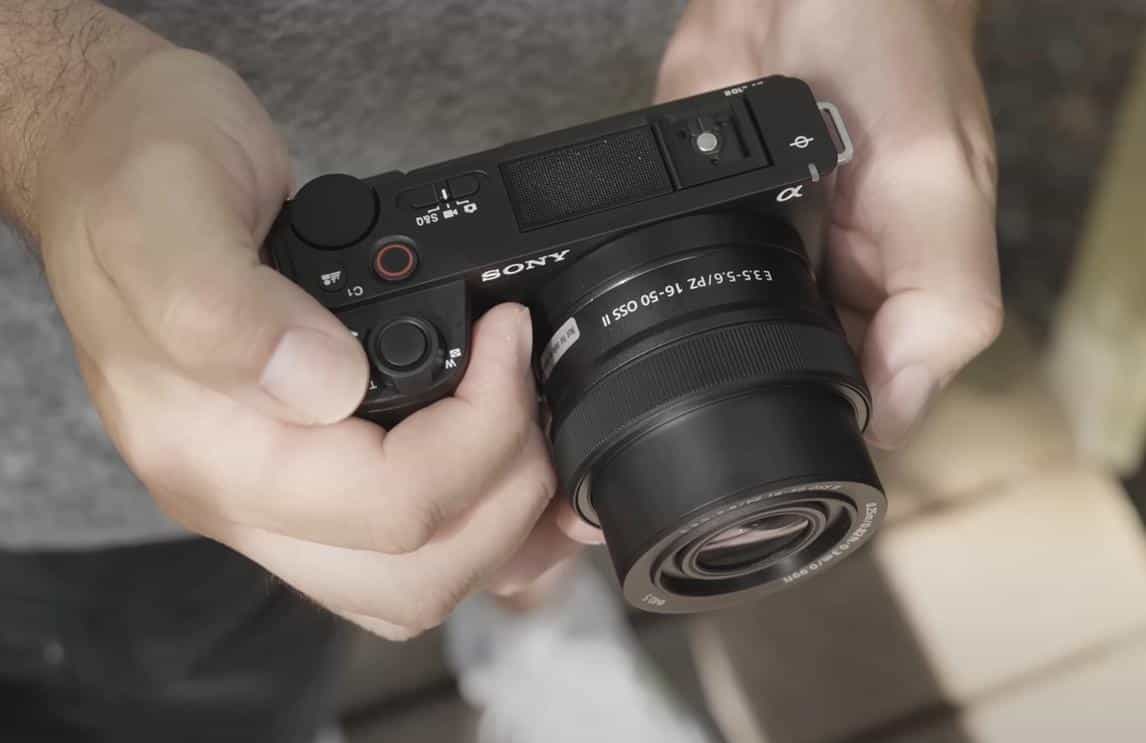 Sony ZV-E10 II có dung lượng pin lớn hơn