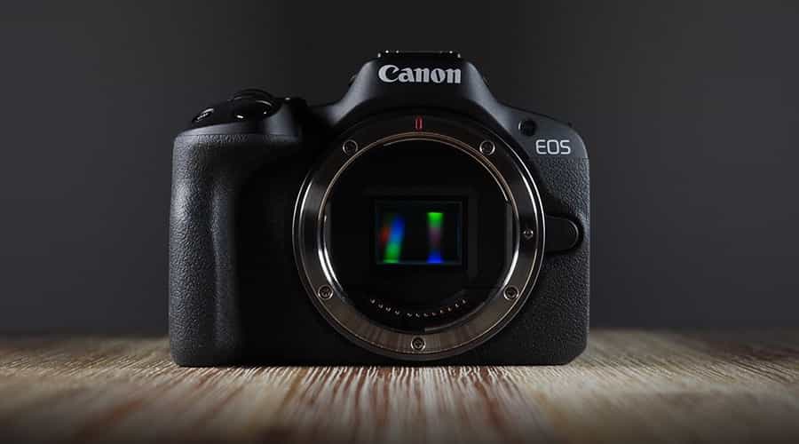 Thế giới máy ảnh sôi động với tin đồn về máy ảnh Canon dự kiến ra mắt 2024!