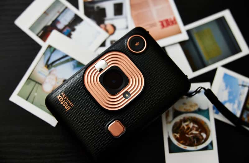 Máy ảnh chụp lấy liền Fujifilm Instax Mini LiPlay