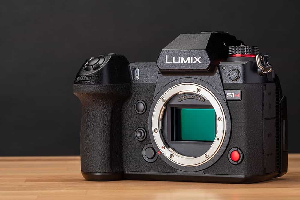 Máy ảnh Panasonic Lumix DC-S1H