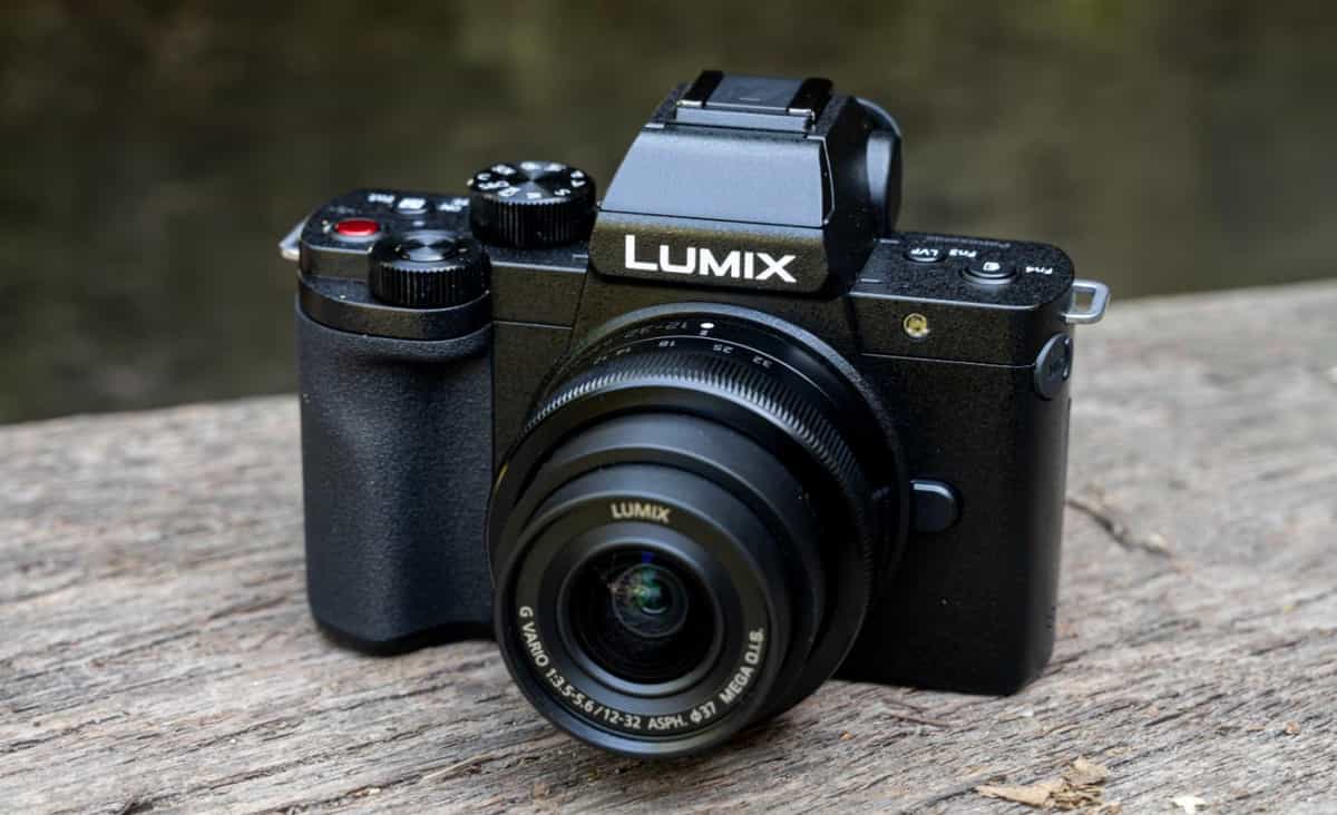Máy ảnh Panasonic Lumix DC-G100