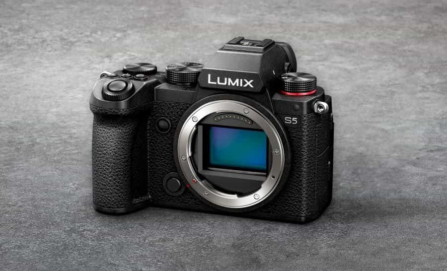 Máy ảnh Panasonic Lumix DC-S5