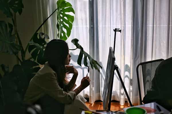 Valentine lên Ngạc ngắm tranh uống rượu