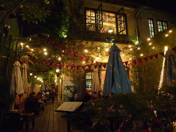 Xofa cafe & Bistro điểm hẹn hò lý tưởng